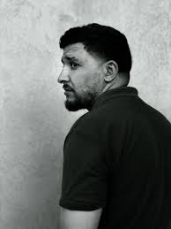 <em>Andres B.</em>